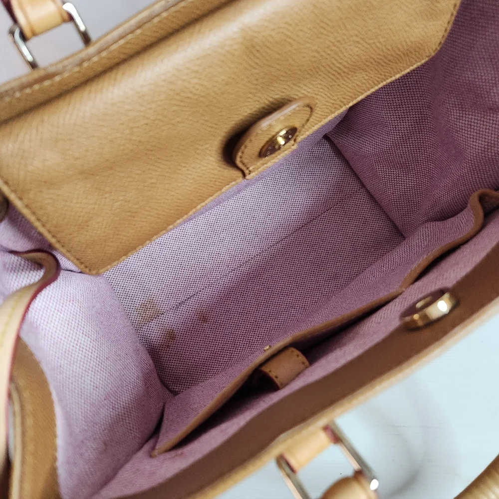 Authentic Dooney & Bourke Janine Satchel Tan Leather FLAWED see description - Picture 4 of 16